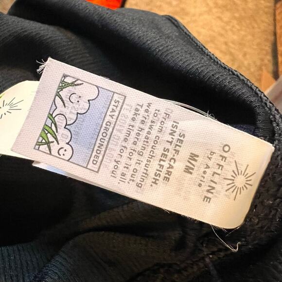 Aerie Collant Sans Pieds 7/8 Tall Leggings.  Black.  Size Medium - Picture 7 of 8